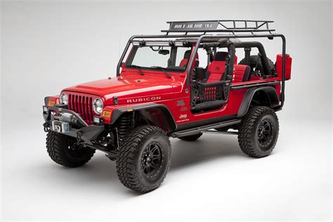 Body armor 4x4 - We have a large selection of off-road armor for Jeep, Toyota, Lexus, and more. Provide amazing stability for light kits with our off-road steel bumpers, and prevent damages to the belly of your beast with our off-road undercarriage protection. Upgrade your existing bumper or replace a damaged one with a top-of-the-line alternative. 